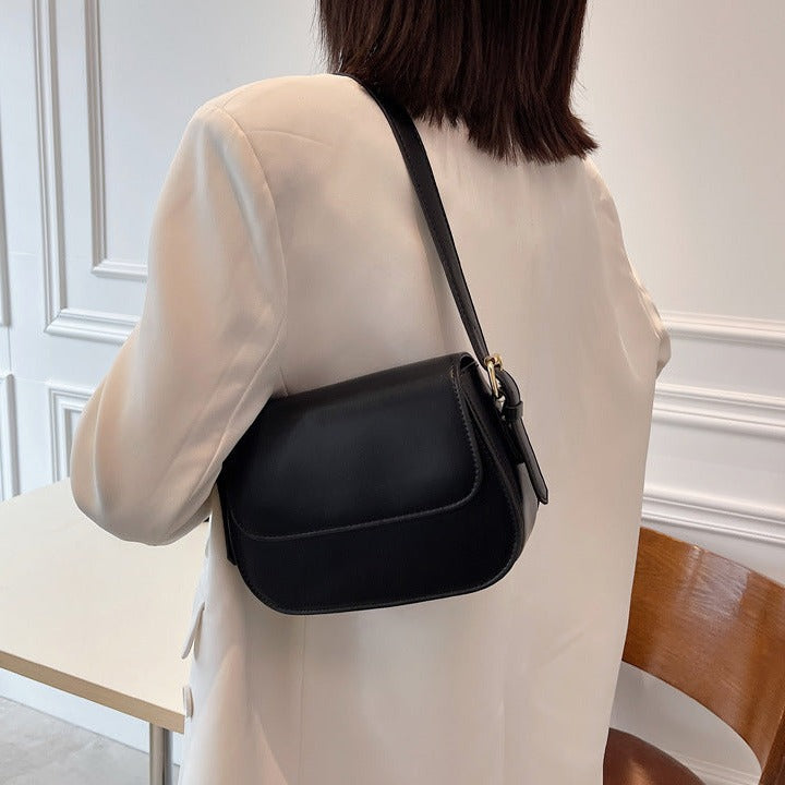 WW | Elegante handgefertigte Lederhandtasche
