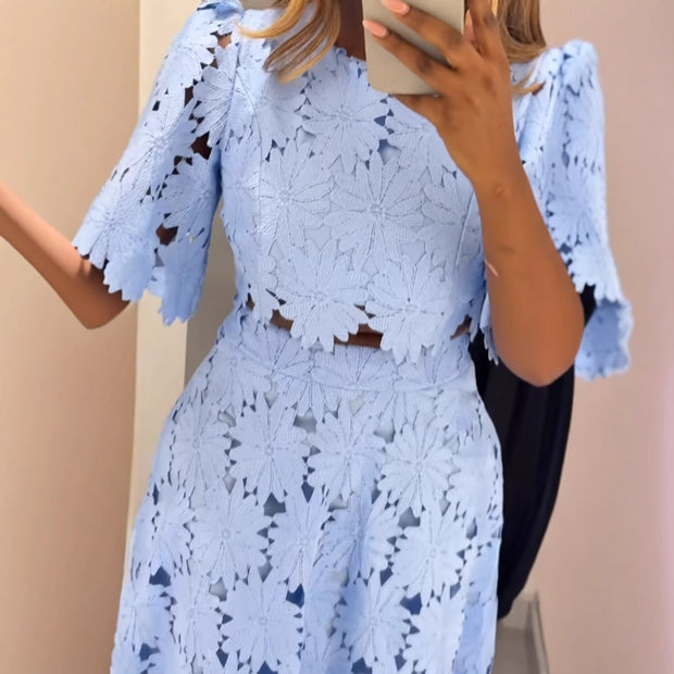 Damen gehäkeltes Maxikleid mit floralen Details WW