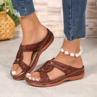Damen bequeme und elegante Sandalen mit geflochtenen Riemen und gepolstertem Fußbett WW