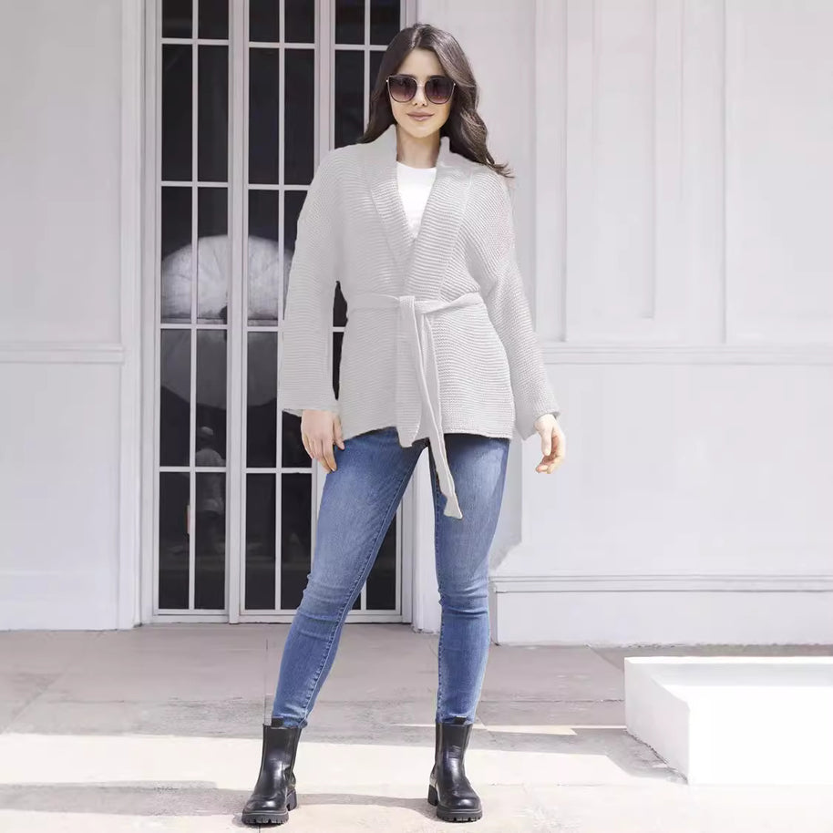 Damen Strickjacke mit Bindegürtel und lässigem Schnitt WW