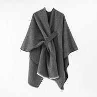 Damen Luxuriöser Oversize Poncho aus hochwertigem Mischgewebe WW