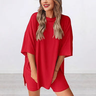 Damen Bequeme Oversized T-Shirt mit Seitenschlitzen WW