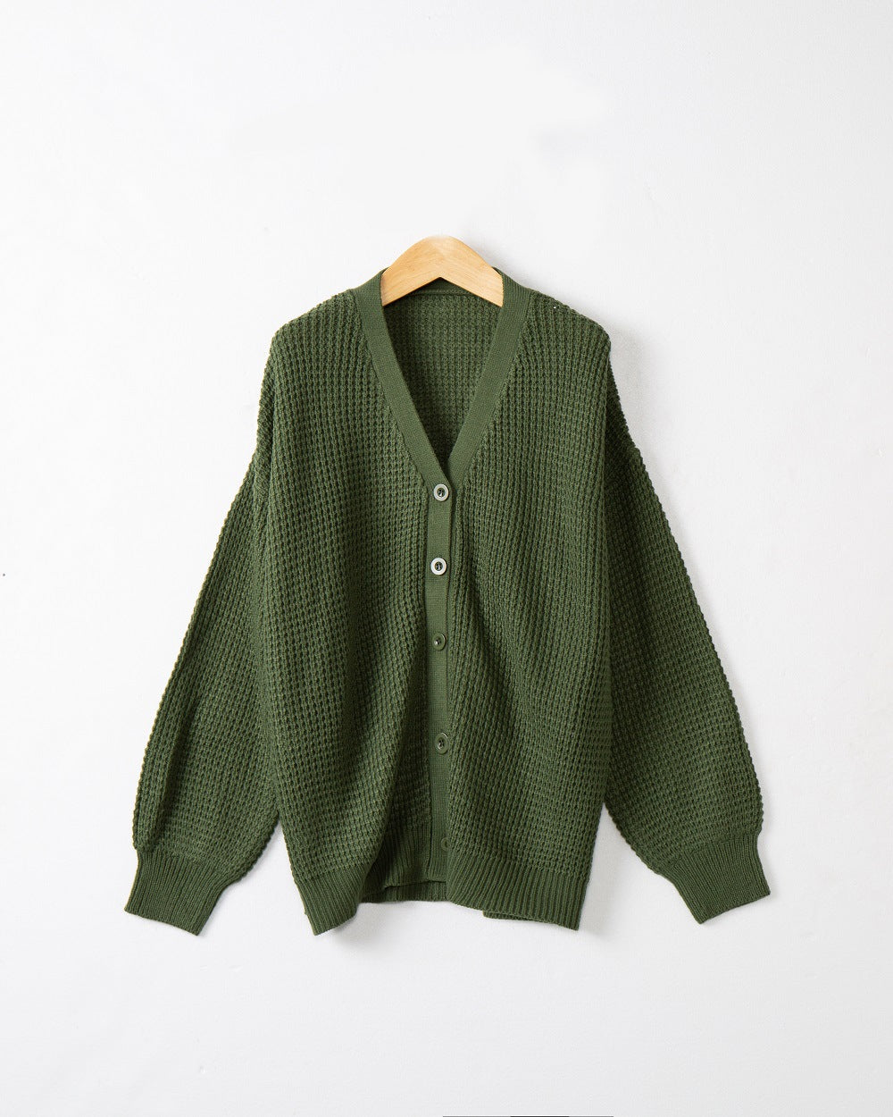 Damen Strickjacke mit strukturiertem Muster und praktischen Knopfdetails WW