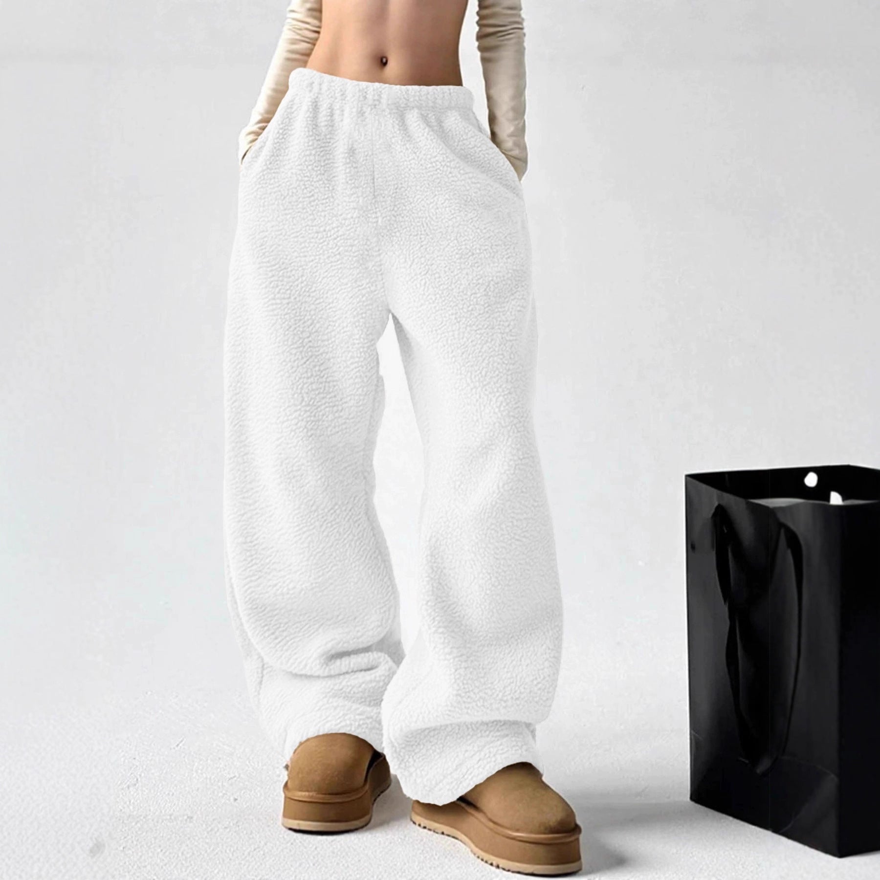 Damen bequeme Fleece-Hose mit weitem Schnitt und elastischem Bund WW