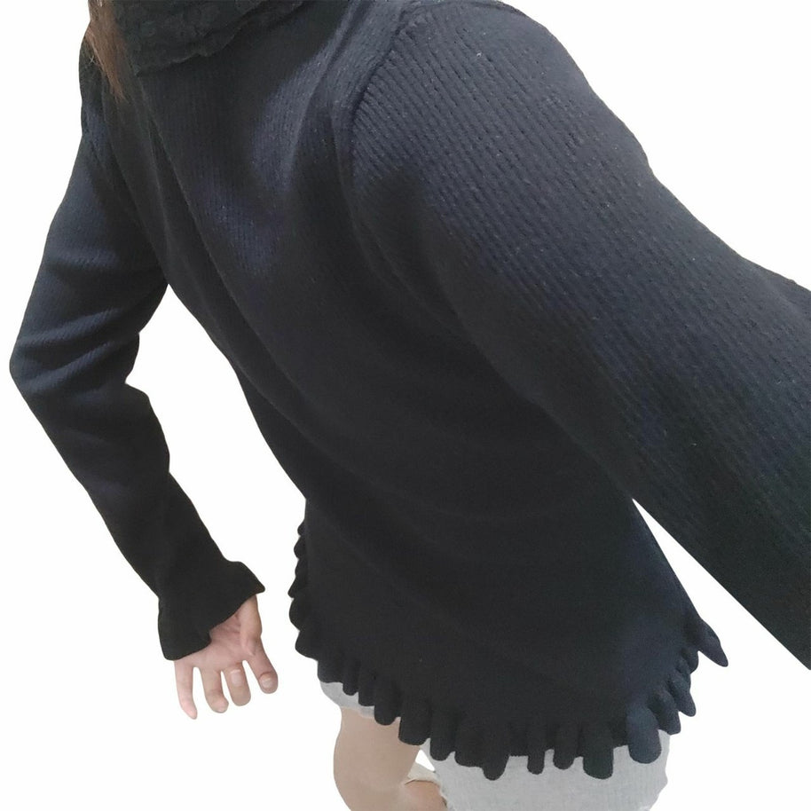 Damen Strickoberteil mit romantischem Spitzenbesatz und Rüschendetails WW
