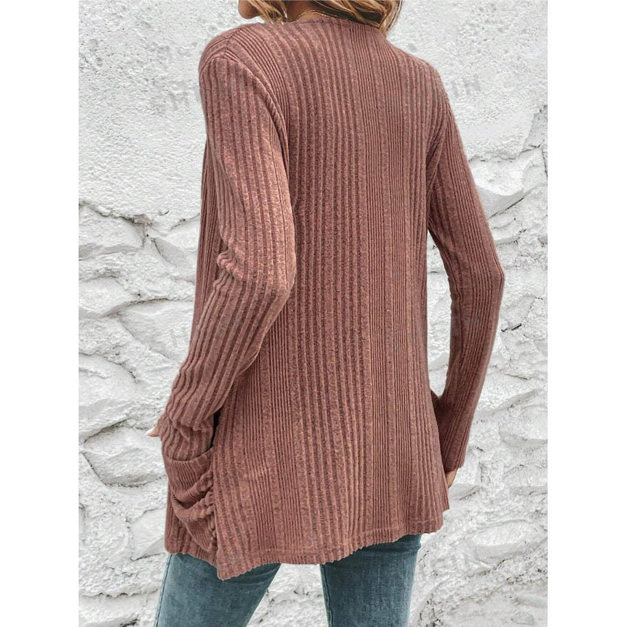 Damen Feinstrickjacke mit tiefem V-Ausschnitt und praktischen Taschen WW