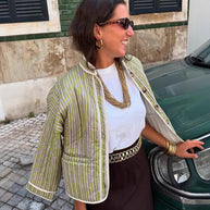 Damen leichte Steppjacke mit modischem Streifenmuster WW