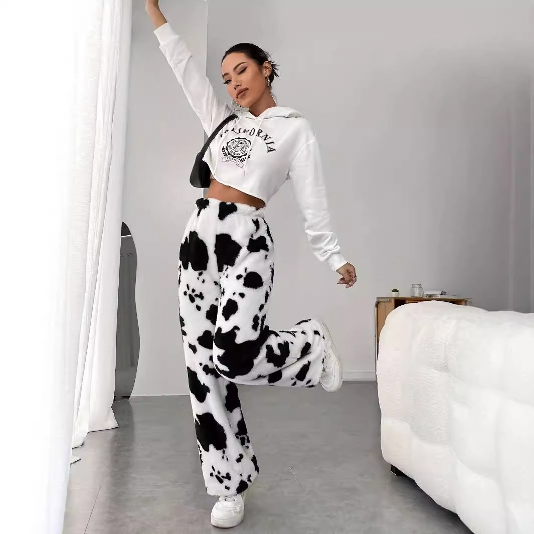 Damen Fleece-Hose im trendigen Kuhmuster WW