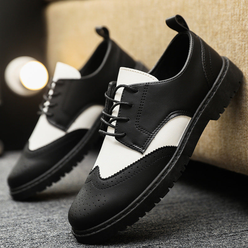 Herren Schnürschuhe mit klassischer Brogue-Zehenpartie und modischem Farbkontrast WW