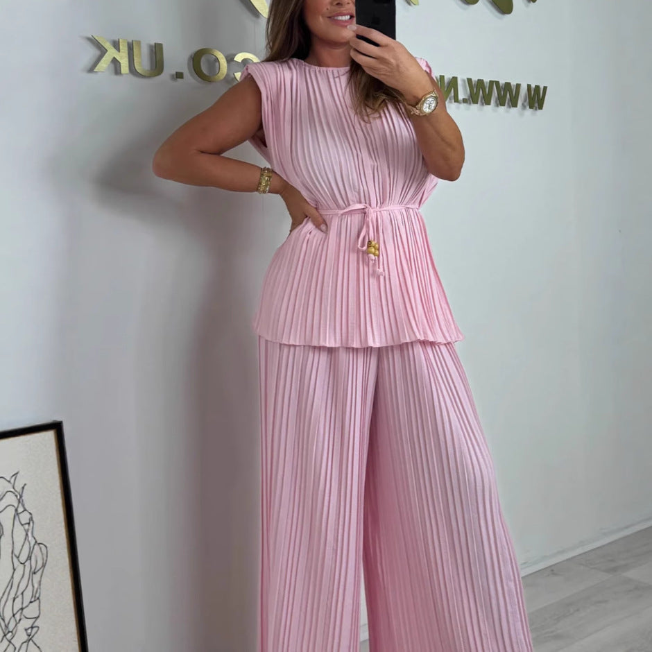 W&W Mode | Eleganter Plissierter Jumpsuit Aus Einem Stück