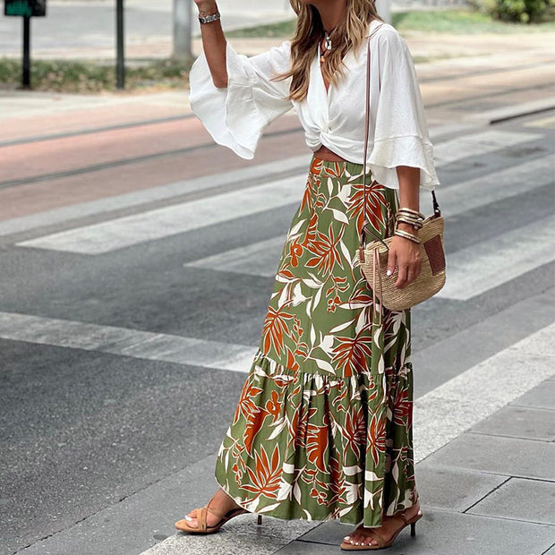 Damen Fließender Maxi-Rock mit floralem Design und asymmetrischem Saum WW
