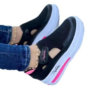 Damen Sneaker mit atmungsaktivem Mesh-Obermaterial und flexibler Laufsohle WW