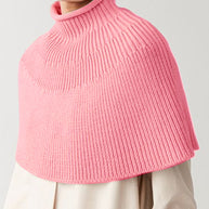 Damen Strick-Cape mit hohem Kragen und feiner Rippstruktur WW