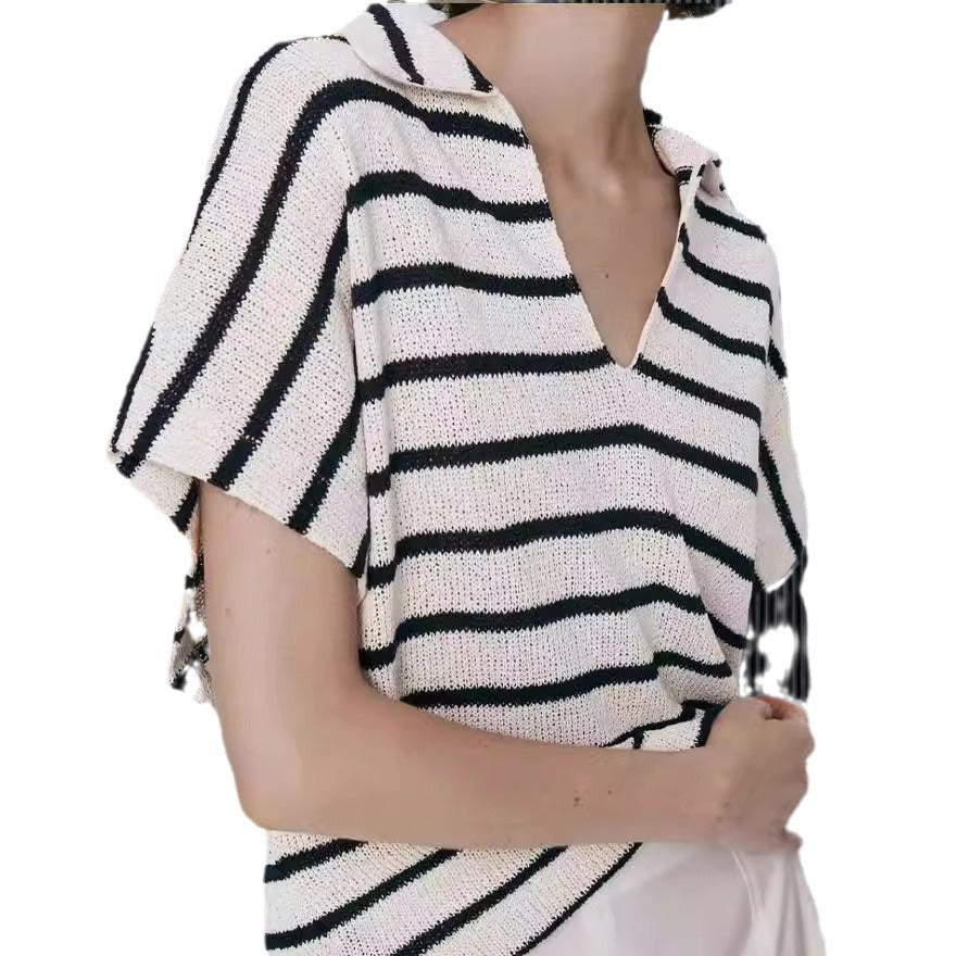 Damen Strickoberteil mit elegantem Kragen und modischem Streifenmuster WW