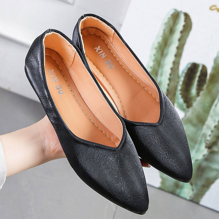 Damen Ballerinas mit elegantem spitzem Design und komfortablem Fußbett W&W Mode