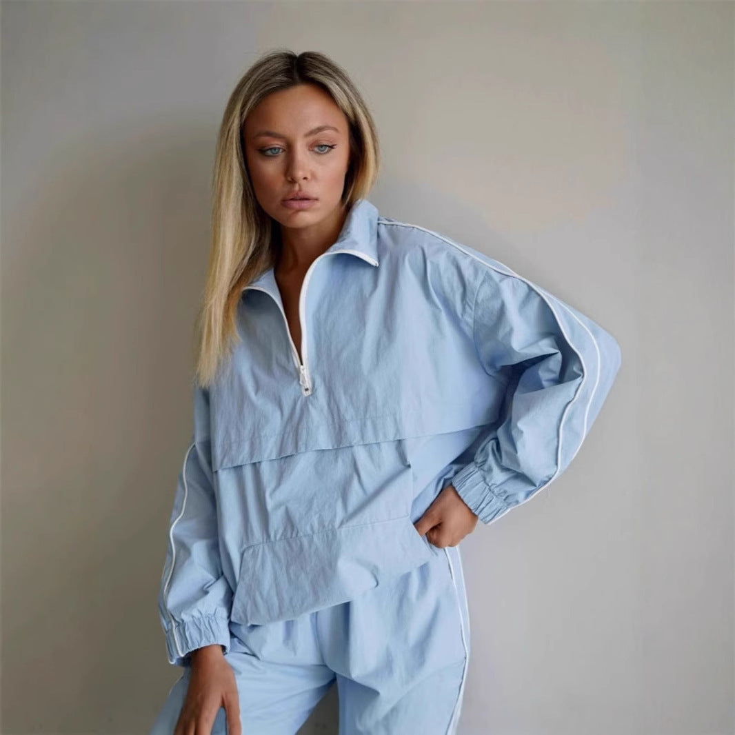 Damen sportliche Jacke mit hoch geschlossenem Kragen und Reißverschluss WW