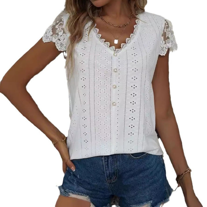 Damen Bluse mit romantischen Rüschen und einzigartiger Lochstickerei W&W Mode