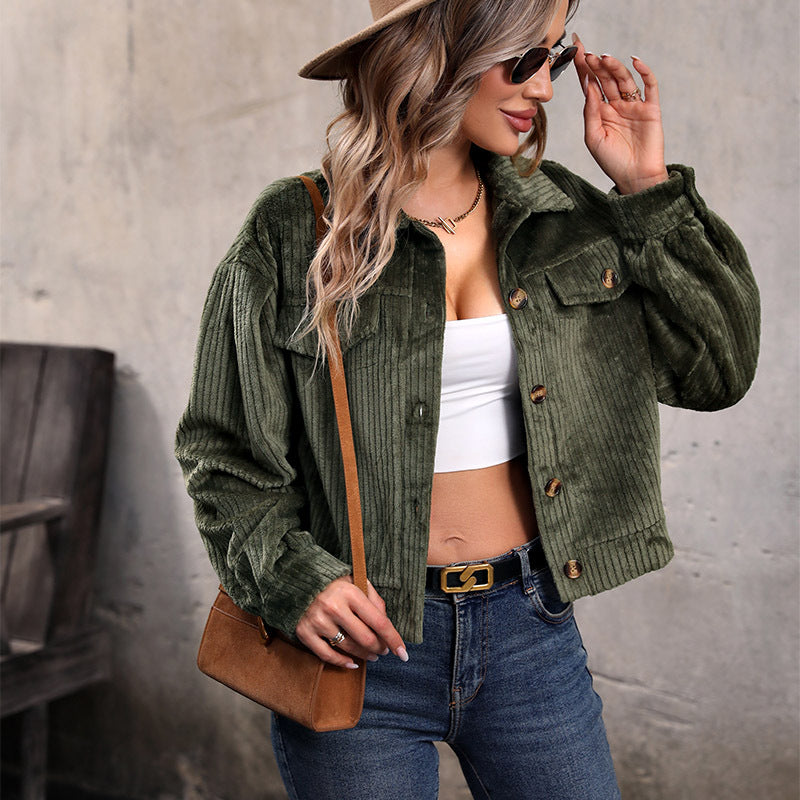 Damen Strickjacke im lässigen Cord-Look mit dekorativen Knöpfen und zwei Brusttaschen WW
