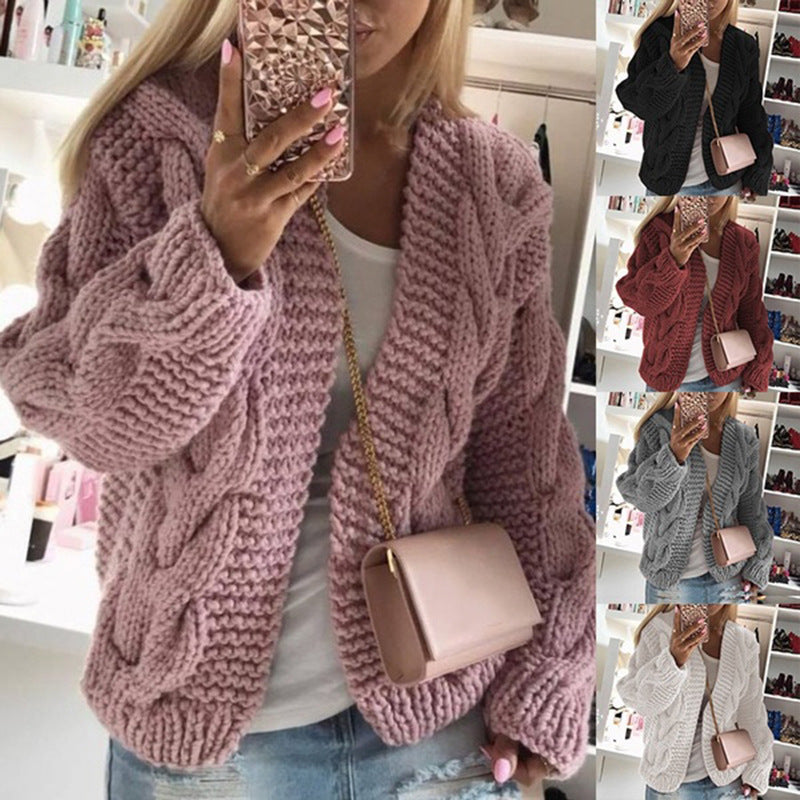 Damen Strickjacke mit grobem Zopfstrickmuster und weitem Schnitt WW