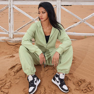 Damen sportliches Lounge-Set mit cropped Hoodie und elastischer Jogginghose WW