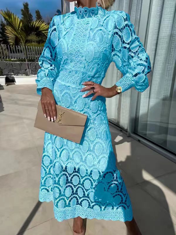 Damen Kleid mit geometrischem Muster und Puffärmeln