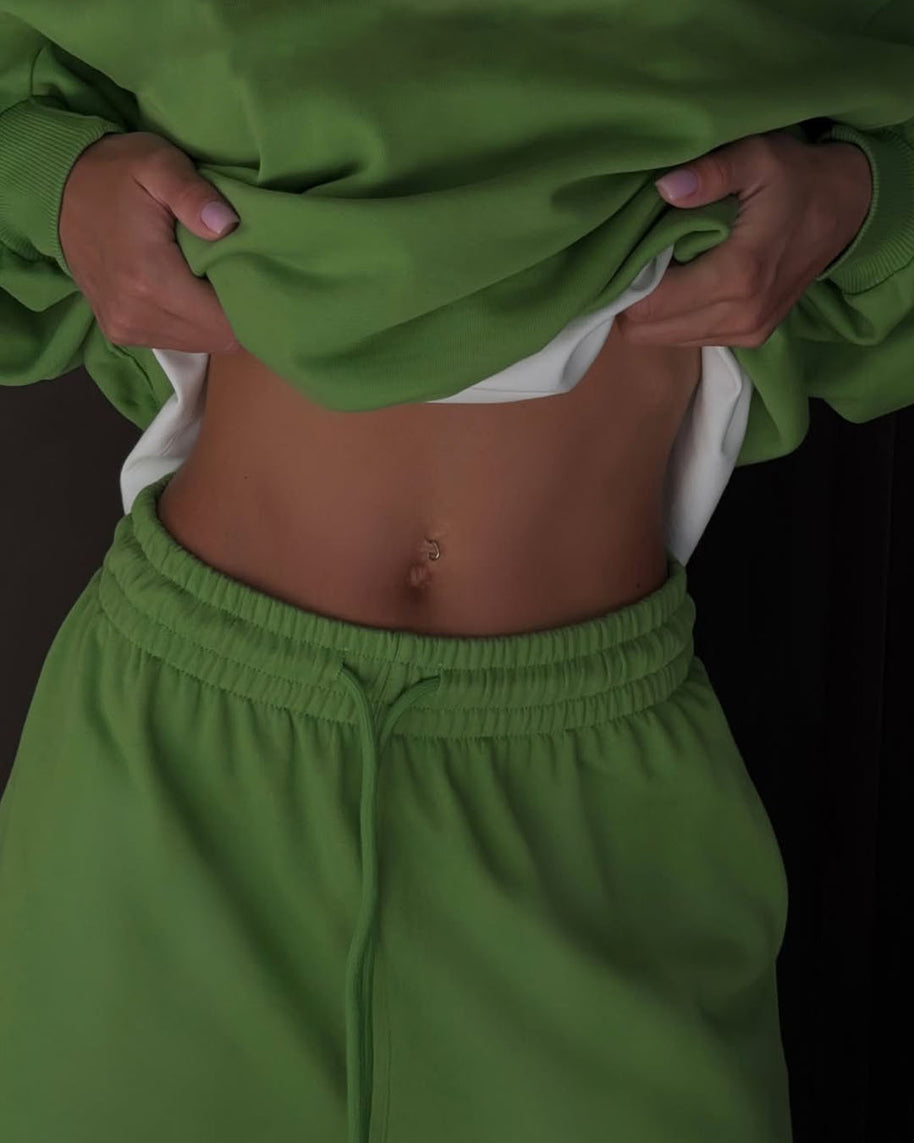 Damen Sportlicher Kapuzenpullover mit kurzer Reißverschlussöffnung WW