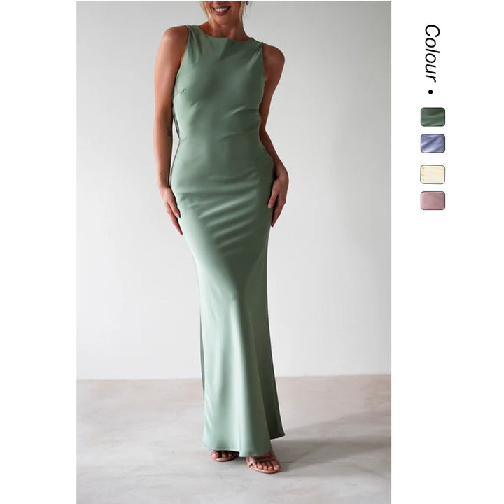 Damen Maxikleid im eleganten Satin-Look mit figurbetonendem Schnitt W&W Mode