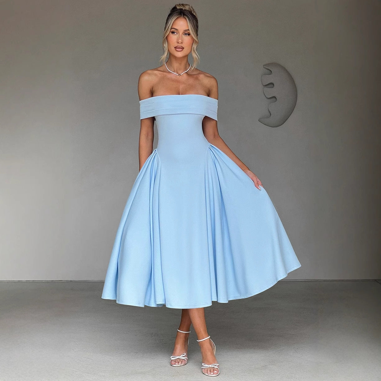 Damen elegantes Abendkleid mit schulterfreiem Design und voluminösem Rock WW