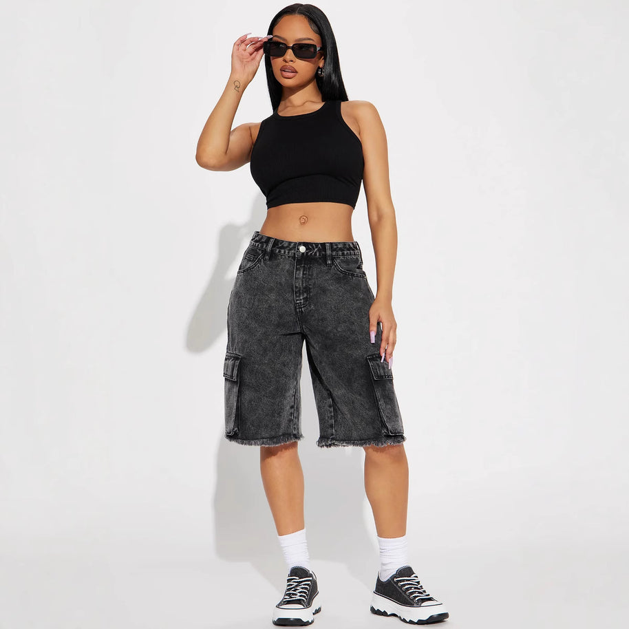Damen Cargo-Shorts mit ausgefranstem Saum und praktischen Taschen WW