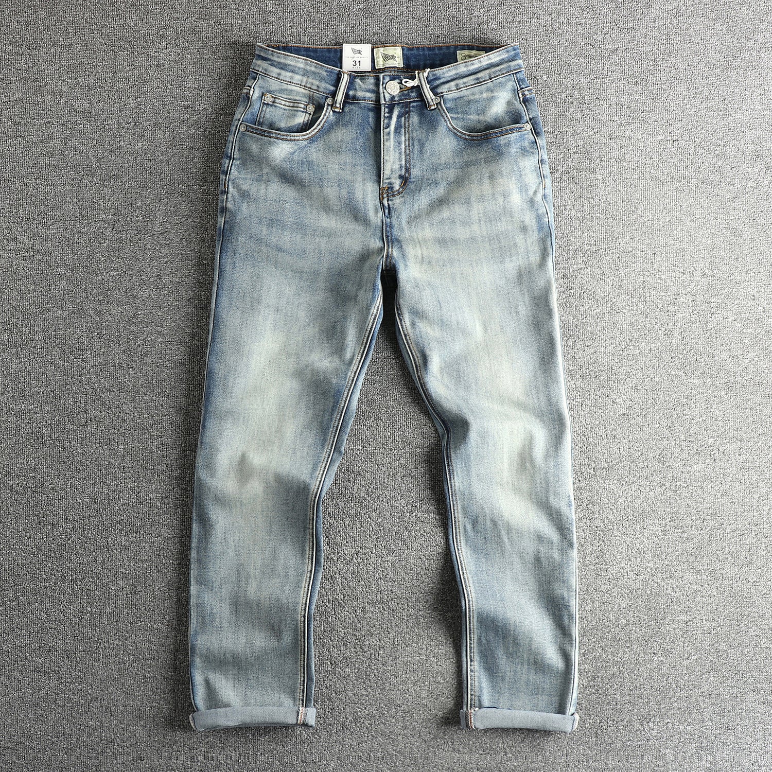 Damen Slim-Fit Jeans mit lässigen Fransen WW