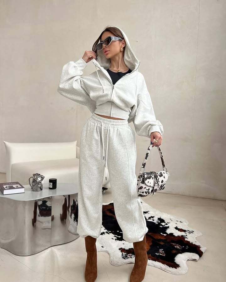 Damen sportliches Cropped-Set mit Reißverschluss und bequemen weiten Hosen WW