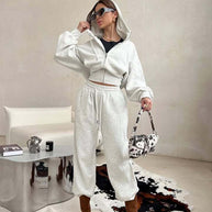 Damen sportliches Cropped-Set mit Reißverschluss und bequemen weiten Hosen WW