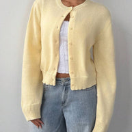 Damen Strickjacke mit Rundhalsausschnitt und Knopfleiste WW
