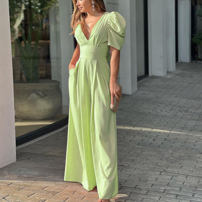 Damen Elegantes Jumpsuit mit voluminösen Puffärmeln und tiefem V-Ausschnitt WW