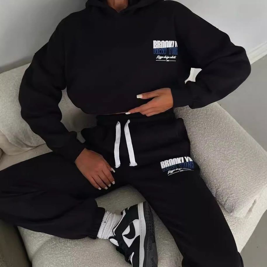 Damen lässiger Fleece-Hoodie und Jogginghose Set mit praktischem Kordelzug und hochwertiger Baumwollmischung WW