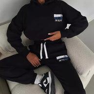 Damen lässiger Fleece-Hoodie und Jogginghose Set mit praktischem Kordelzug und hochwertiger Baumwollmischung WW