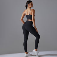 Damen Sportliches Bustier- und High-Waist-Leggings-Set mit nahtloser Konstruktion und atmungsaktiver Technologie WW