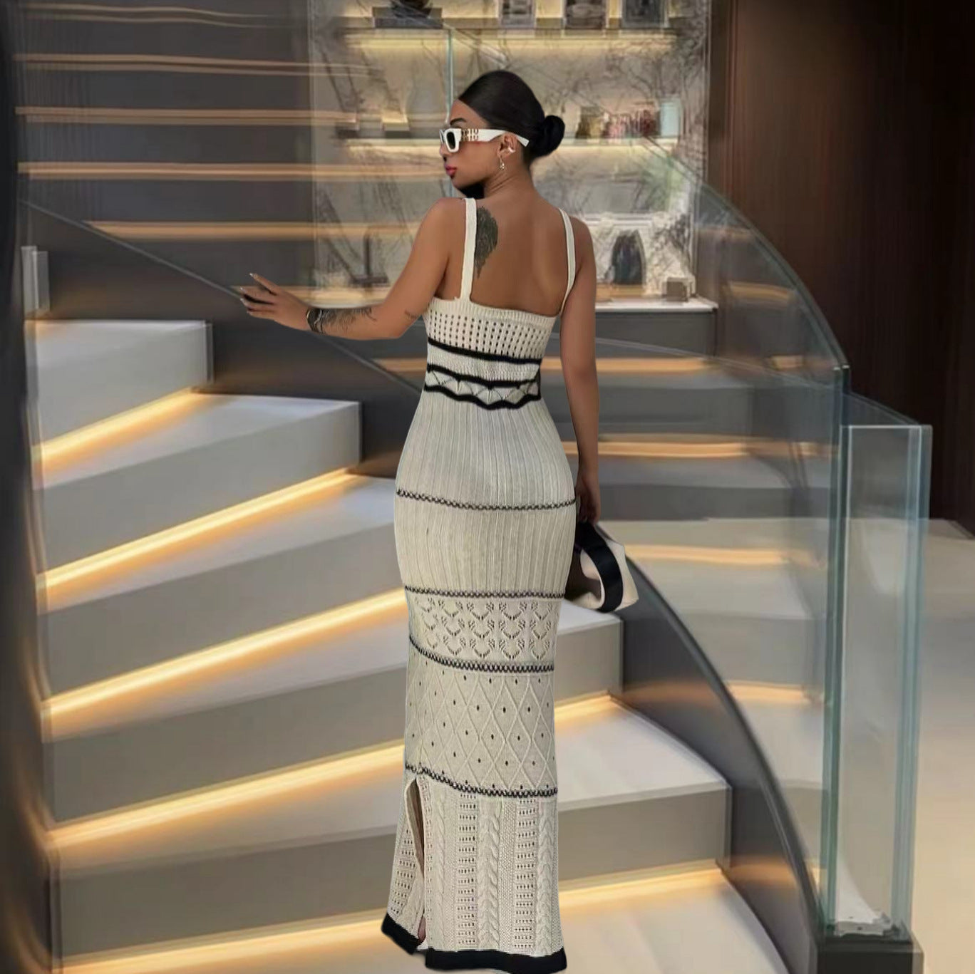 Damen Strick-Maxikleid mit raffinierten Häkelmustern und seitlichem Schlitz WW