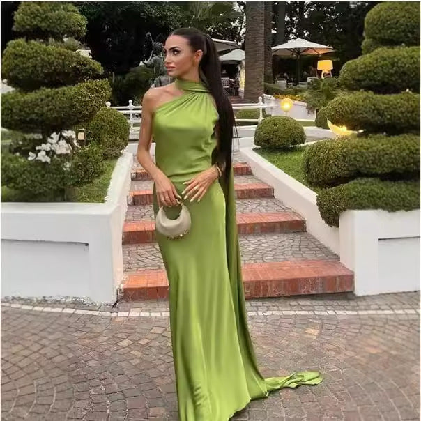 Damen elegantes Abendkleid mit einseitigem Cape und raffinierter Drapierung W&W
