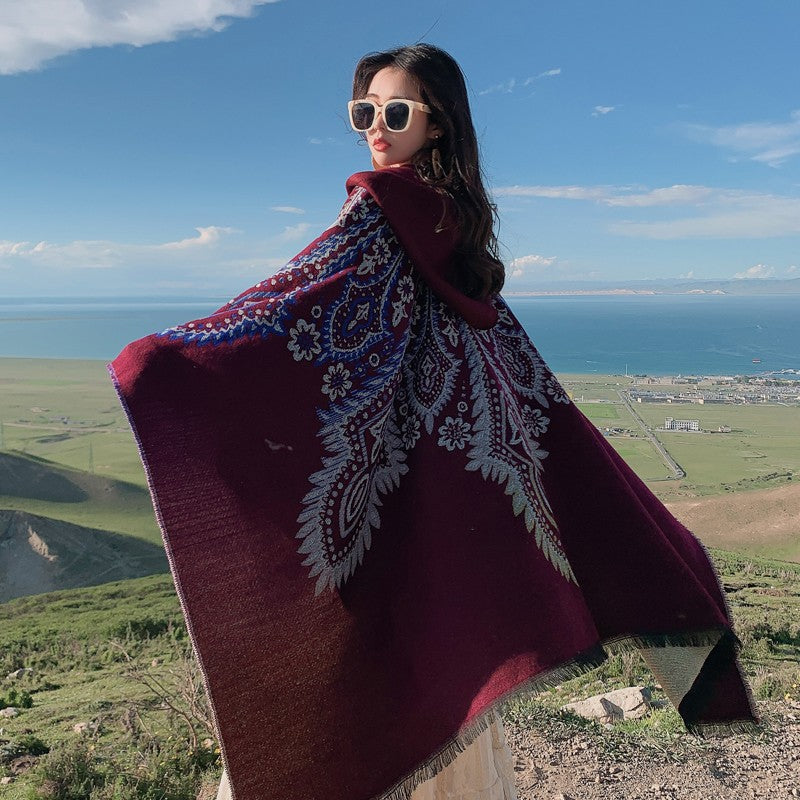 Damen Poncho mit Kapuze und kunstvollem Paisleymuster WW
