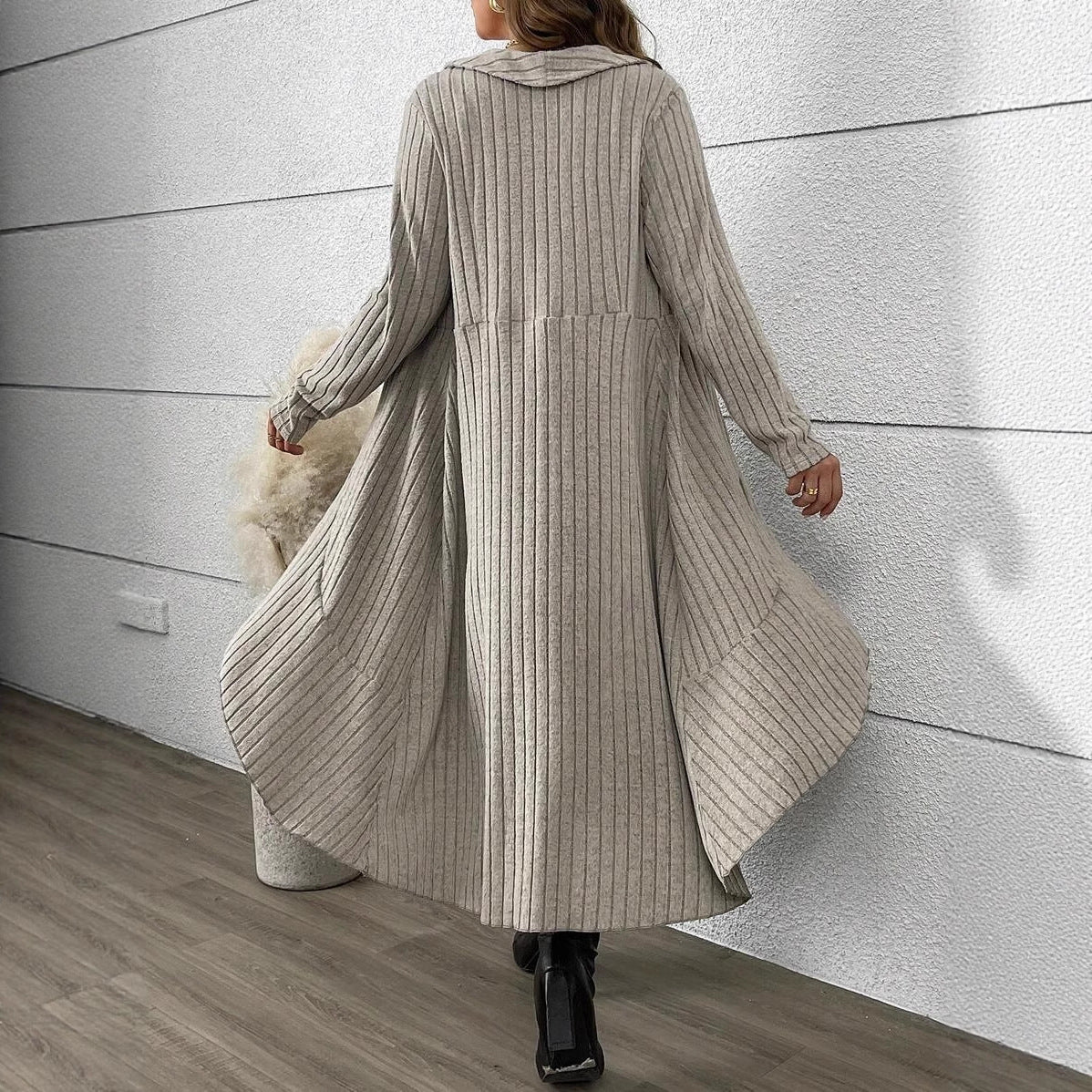 Damen Raffinierter Strickmantel mit Gürtel WW