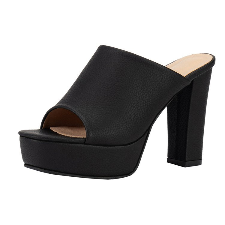 Damen Plateau-Pantoletten mit offenem Zehenbereich und stylishem Blockabsatz W&W Mode