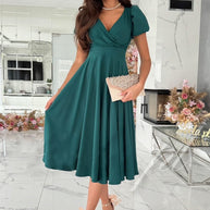 Damen A-Linien Kleid mit schickem Wickelausschnitt und eleganten Blenden WW