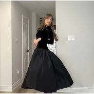Damen Eleganter Maxirock mit voluminösem Schnitt und luxuriösem Satin-Finish WW