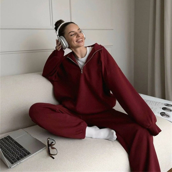 Damen sportliches Sweatset mit kurzem Reißverschluss WW