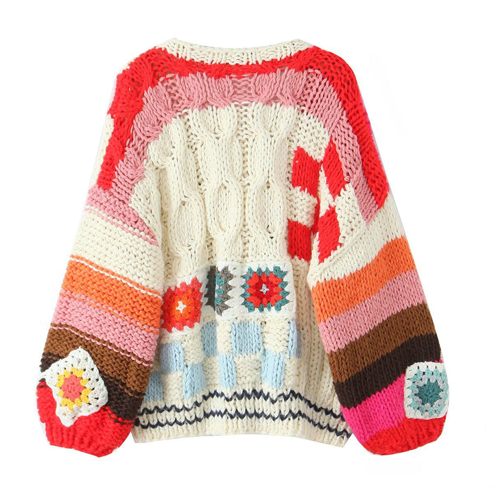 Damen modische Strickjacke mit bunten Häkelmotiven W&W Mode