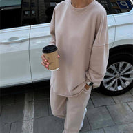 Damen Bequemer Oversize-Sweatshirt- und Lounge-Hosen-Set WW