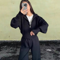 Damen Sportlicher Strickpullover mit hohem Kragen und Reißverschluss WW