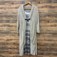 Damen Strickjacke mit asymmetrischem Saum und modischer Schnalle WW