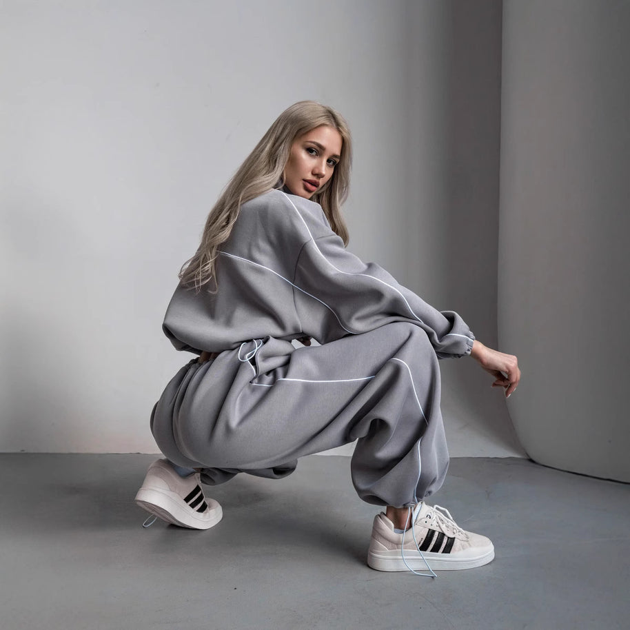 Damen sportliches Oversized Hoodie-Set mit hochschließendem Kragen und Gummizug WW